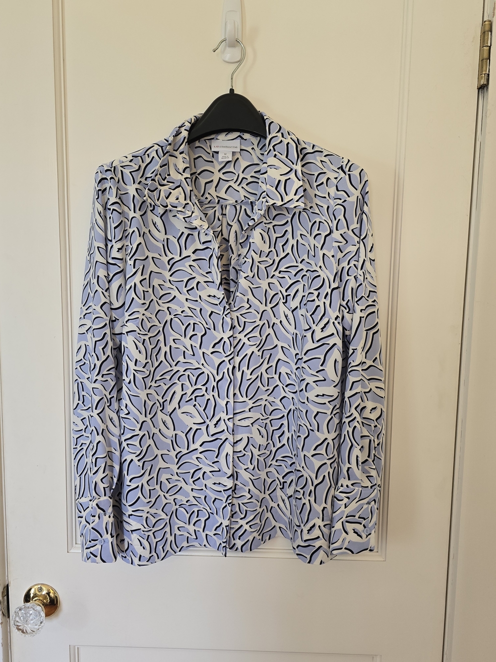 Liz Claiborne White and Blue Leaf-Pattern Blouse